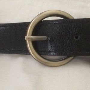 BRANDY gold and black belt